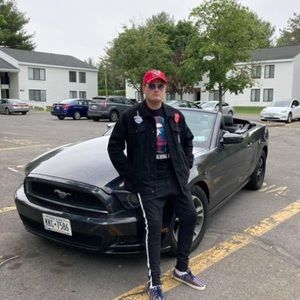 Meet your Posher, Blake